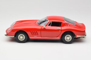 Ferrari 275 GTB/4 Rosso Corsa ERTL 1:18 7483 メタル - 画像 4/8