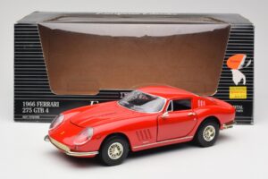 Ferrari 275 GTB/4 Rosso Corsa ERTL 1:18 7483 メタル - 画像 8/8