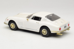 Ferrari 275 GTB/4 ホワイト ERTL 1:18 7493 メタル - 画像 7/8