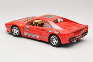 Ferrari 288 GTO #1 レッド 1984 Bburago 1:18 3027-P3 メタル - 画像 7/8