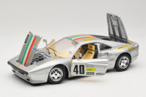 Ferrari 288 GTO #40 シルバー 1984 Bburago 1:18 3027-S1 メタル - 画像 2/8