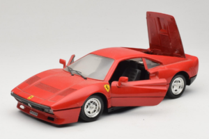 Ferrari 288 GTO レッド Tonka 1:18 3233 メタル - 画像 2/8
