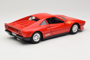 Ferrari 288 GTO レッド Tonka 1:18 1680 メタル - 画像 3/9