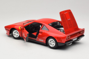 Ferrari 288 GTO レッド Tonka 1:18 1680 メタル - 画像 5/9