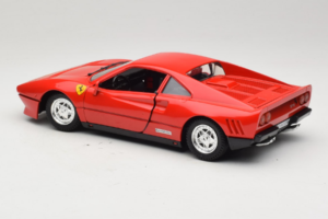 Ferrari 288 GTO レッド Tonka 1:18 1680 メタル - 画像 7/9