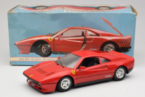 Ferrari 288 GTO レッド Tonka 1:18 1680 メタル - 画像 8/9