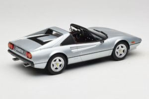 Ferrari 308 GTS シルバー Norev 1:18 187934 メタル - 画像 2/7