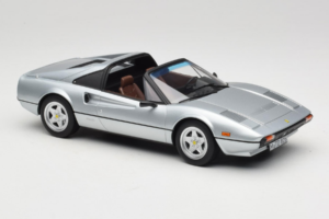 Ferrari 308 GTS シルバー Norev 1:18 187934 メタル - 画像 5/7