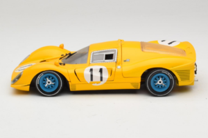 Ferrari 330 P4 #11 イエロー Spa-Francorchamps 1967 Eagles Race 1:18 38007-Y1 メタル - 画像 4/8