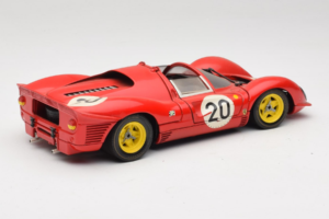 Ferrari 330 P4 #20 レッド 1967 Revell 1:18 48822-P1 メタル - 画像 3/8