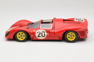 Ferrari 330 P4 #20 レッド 1967 Revell 1:18 48822-P1 メタル - 画像 4/8