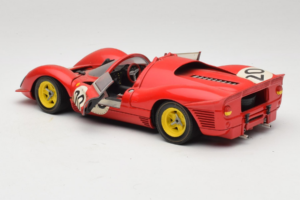 Ferrari 330 P4 #20 レッド 1967 Revell 1:18 48822-P1 メタル - 画像 5/8