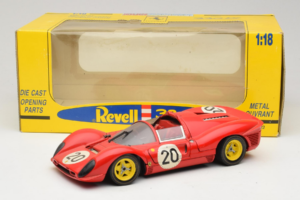 Ferrari 330 P4 #20 レッド 1967 Revell 1:18 48822-P1 メタル - 画像 8/8