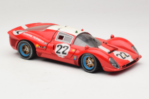 Ferrari 330 P4 #22 Scuderia Filipinetti Poor Condition 1967 Revell 1:18 48825-P1 メタル - 画像 6/8