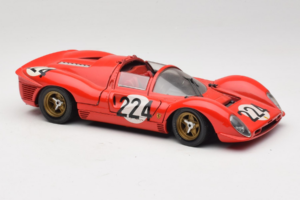 Ferrari 330 P4 #224 レッド 1967 Revell 1:18 48825-P2 メタル - 画像 5/7