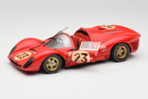 Ferrari 330 P4 #23 L. Bandini / C. Amon 24 Hours of Daytona Winner 1967 Revell 1:18 48833 メタル - 画像 2/8