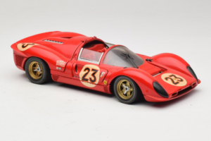 Ferrari 330 P4 #23 L. Bandini / C. Amon 24 Hours of Daytona Winner 1967 Revell 1:18 48833 メタル - 画像 6/8
