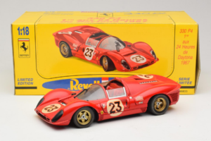 Ferrari 330 P4 #23 L. Bandini / C. Amon 24 Hours of Daytona Winner 1967 Revell 1:18 48833 メタル - 画像 8/8