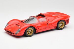 Ferrari 330 P4 レッド 1967 Revell 1:18 48822 メタル