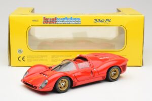 Ferrari 330 P4 レッド 1967 Revell 1:18 48822 メタル - 画像 8/8