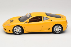Ferrari 360 Modena 25 Jahre FMC イエロー Bburago 1:18 3358-Y1 メタル - 画像 4/8
