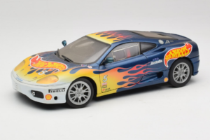 Ferrari 360 Modena Challenge #5 Hot Wheels Purple Fire Livery 1999 Bburago 1:18 29619 メタル