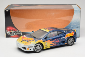 Ferrari 360 Modena Challenge #5 Hot Wheels Purple Fire Livery 1999 Bburago 1:18 29619 メタル - 画像 8/8