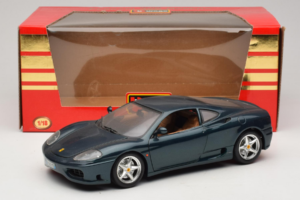 Ferrari 360 Modena ダークグリーンメタリック Bburago 1:18 3358-G2 メタル - 画像 7/7