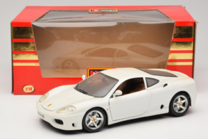 Ferrari 360 Modena ホワイト Bburago 1:18 3368-W1 メタル - 画像 8/8