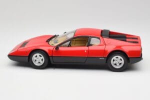 Ferrari 365 GT4/BB レッド Kyosho 1:18 08173R メタル - 画像 4/8