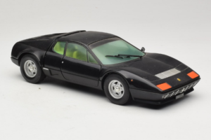 Ferrari 365 GT4 BB ブラック Chrono 1:18 CH002 メタル - 画像 6/8