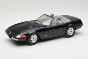 Ferrari 365 GTB/4 Daytona カブリオレ ブラック Techno Giodi 1:18 40011-B1 メタル