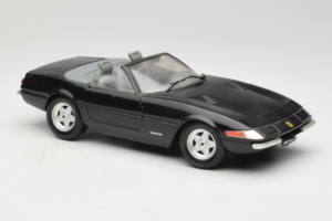 Ferrari 365 GTB/4 Daytona カブリオレ ブラック Techno Giodi 1:18 40011-B1 メタル - 画像 6/8