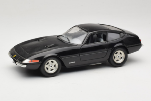 Ferrari 365 GTB/4 Daytona ブラック Techno Giodi 1:18 40011-B2 メタル