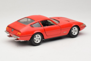Ferrari 365 GTB/4 Daytona レッド Techno Giodi 1:18 40011-P2 メタル - 画像 3/8