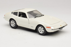 Ferrari 365 GTB/4 Daytona Berlina ホワイト Techno Giodi 1:18 74007 メタル - 画像 6/8