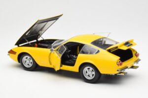 Ferrari 365 GTB/4 Daytona イエロー Kyosho 1:18 08162Y メタル - 画像 5/8