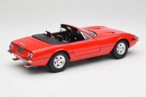 Ferrari 365 GTS レッド Solido 1:18 8017 メタル - 画像 3/8