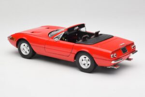 Ferrari 365 GTS レッド Solido 1:18 8017 メタル - 画像 7/8