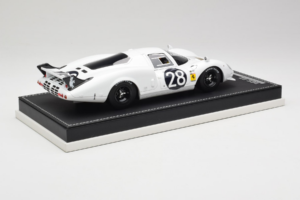 Ferrari 365 P2 #28 M. Gregory / J. Schlesser NART 24 Hours of Daytona 1967 ホワイト AB Models 1:18 REMC019 レジン - 画像 3/6