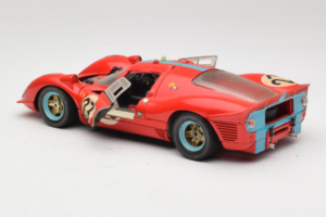 Ferrari 412P #23 W. Mairesse / J. Beurlys Le Mans 1967 レッド Revell 1:18 48826 メタル - 画像 5/8