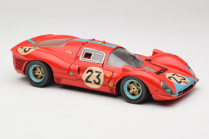 Ferrari 412P #23 W. Mairesse / J. Beurlys Le Mans 1967 レッド Revell 1:18 48826 メタル - 画像 6/8