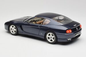 Ferrari 456 GT ブルー Bburago 1:18 3036 メタル - 画像 4/8