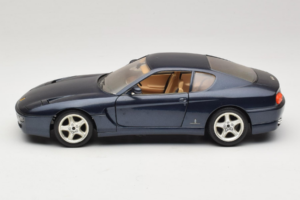 Ferrari 456 GT ブルー Bburago 1:18 3036-B1 メタル - 画像 4/8