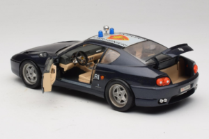 Ferrari 456 GT Carabinieri ブラック Bburago 1:18 3036-B3 メタル - 画像 5/8