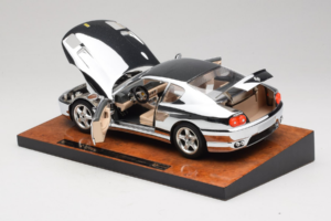 Ferrari 456 GT Chrome Silver Bburago 1:18 3746-R1 メタル - 画像 5/8