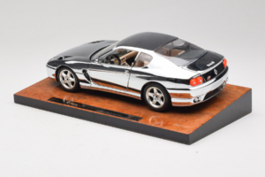 Ferrari 456 GT Chrome Silver Bburago 1:18 3746-R1 メタル - 画像 7/8