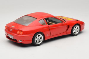 Ferrari 456 GT Ferrari Model Club レッド Bburago 1:18 3036-P1 メタル - 画像 3/8