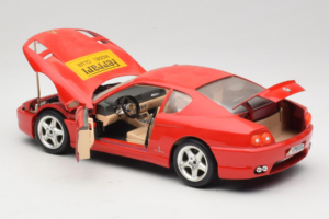 Ferrari 456 GT Ferrari Model Club レッド Bburago 1:18 3036-P1 メタル - 画像 5/8
