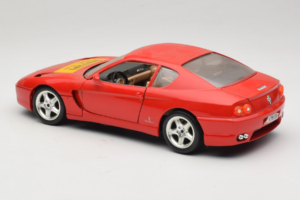 Ferrari 456 GT Ferrari Model Club レッド Bburago 1:18 3036-P1 メタル - 画像 7/8